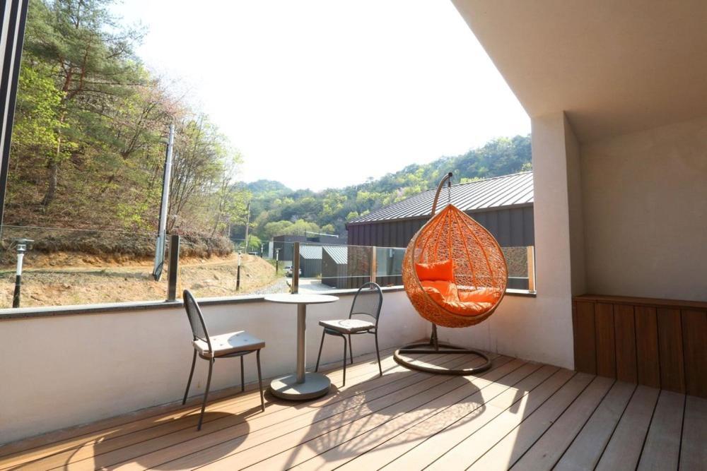 Mungyeong Arten Pool Villa Dış mekan fotoğraf